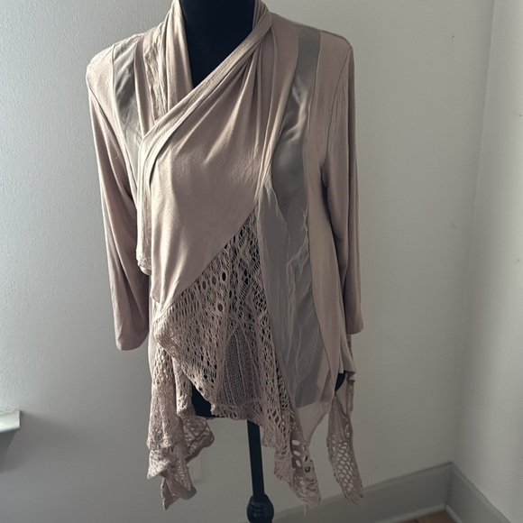 Lavanya open cascade front dusty rose crochet detailing cover up cardigan sz XL - Picture 2 of 5